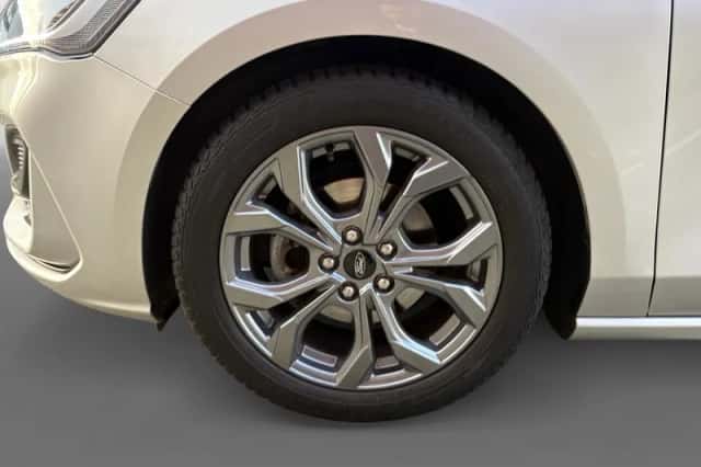Ford Focus (2023) thumbnail 10