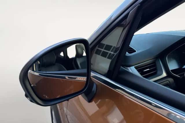 Renault Captur (2020) thumbnail 11