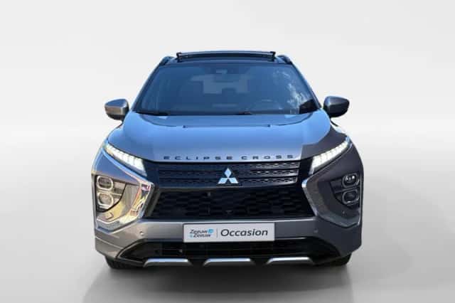 Mitsubishi Eclipse Cross (2021) thumbnail 2