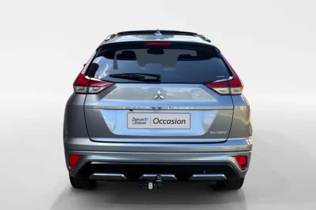 Mitsubishi Eclipse Cross (2021) thumbnail 4