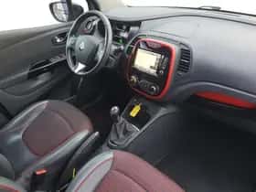 Renault Captur (2015) thumbnail 15
