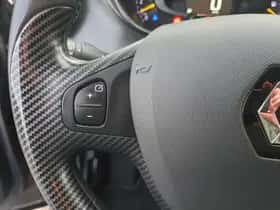 Renault Captur (2015) thumbnail 19