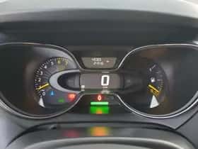 Renault Captur (2015) thumbnail 22