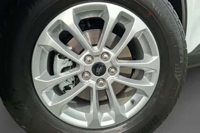 Ford Kuga (2026) thumbnail 2