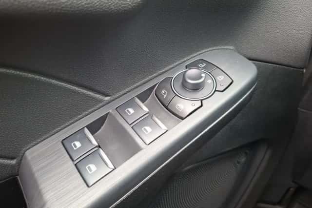 Ford Kuga (2026) thumbnail 23