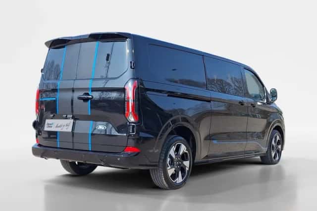 Ford E-Transit Custom (2025) thumbnail 5