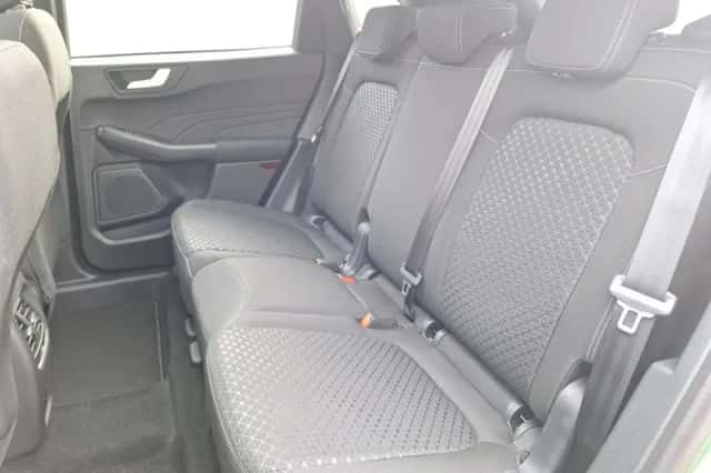 Ford Kuga (2026) thumbnail 6