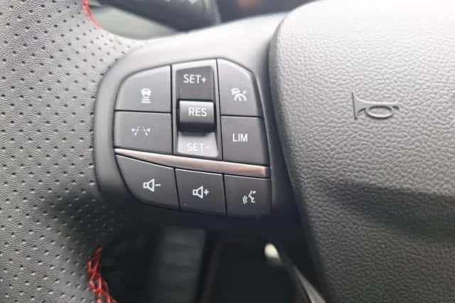 Ford Kuga (2026) thumbnail 23