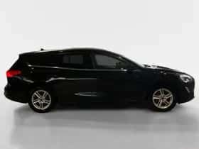 Ford Focus (2020) thumbnail 4