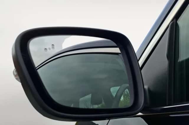 Ford Kuga (2022) thumbnail 6