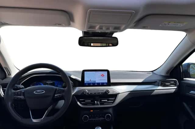 Ford Focus (2021) thumbnail 11