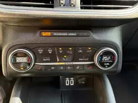 Ford Focus (2021) thumbnail 19