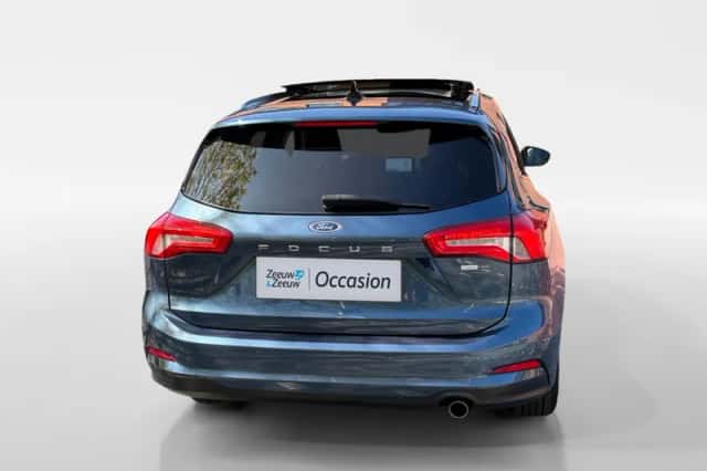 Ford Focus (2021) thumbnail 6