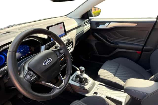 Ford Focus (2021) thumbnail 10