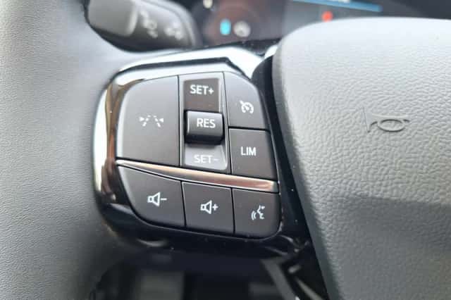 Ford Kuga (2026) thumbnail 15