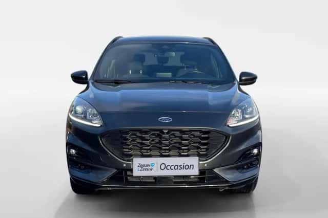 Ford Kuga (2022) thumbnail 2