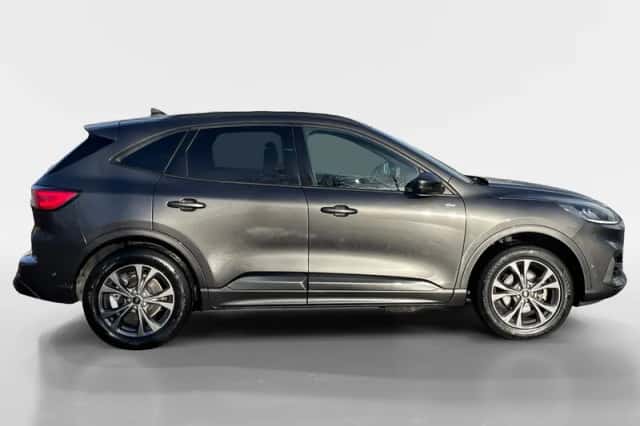 Ford Kuga (2022) thumbnail 4