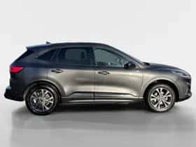 Ford Kuga (2022) thumbnail 4