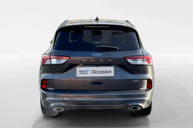 Ford Kuga (2022) thumbnail 6