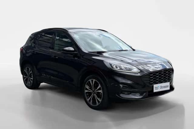 Ford Kuga (2023) thumbnail 3