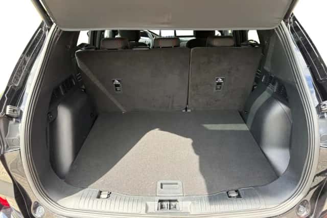 Ford Kuga (2023) thumbnail 35