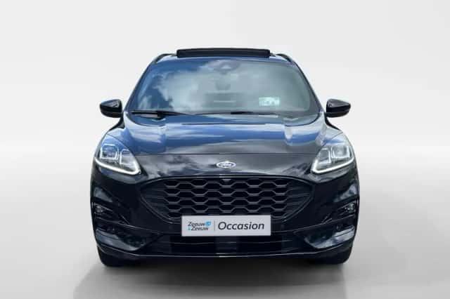Ford Kuga (2021) thumbnail 2