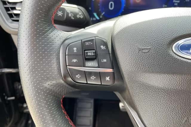Ford Kuga (2021) thumbnail 13