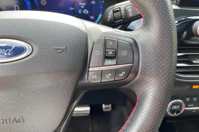 Ford Kuga (2021) thumbnail 14