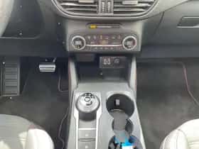 Ford Kuga (2021) thumbnail 15