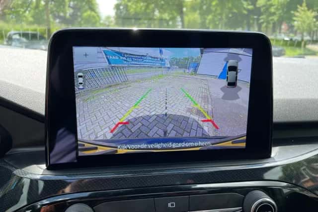 Ford Kuga (2021) thumbnail 19