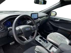 Ford Kuga (2021) thumbnail 9