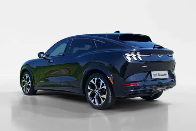 Ford Mustang Mach-E (2024) thumbnail 7