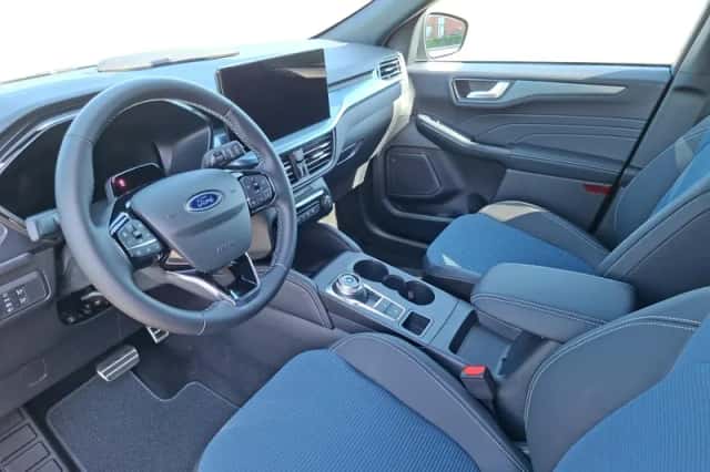 Ford Kuga (2026) thumbnail 17