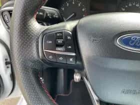 Ford Fiesta (2019) thumbnail 15