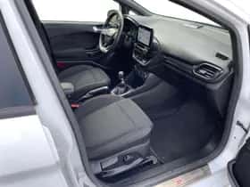 Ford Fiesta (2019) thumbnail 35