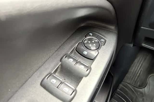 Ford EcoSport (2022) thumbnail 19