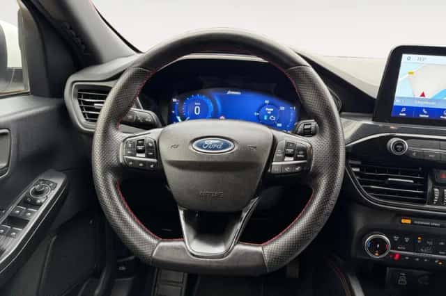 Ford Kuga (2023) thumbnail 11