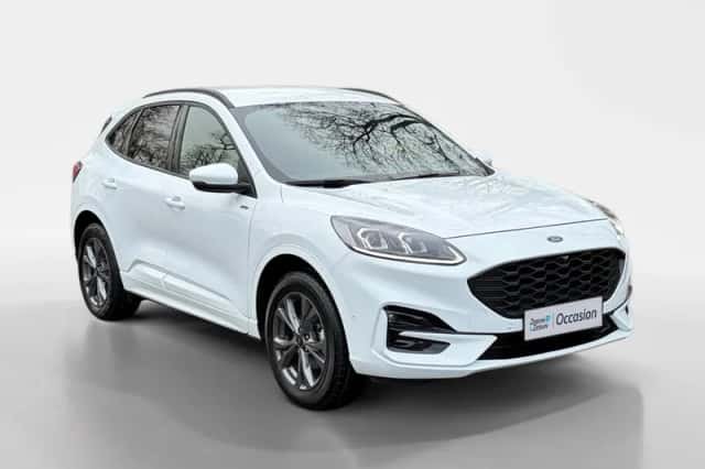 Ford Kuga (2023) thumbnail 3