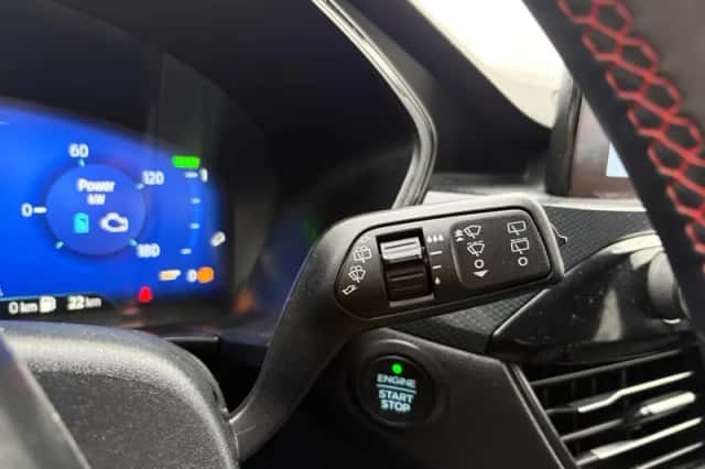 Ford Kuga (2023) thumbnail 27