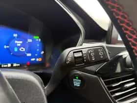 Ford Kuga (2023) thumbnail 27