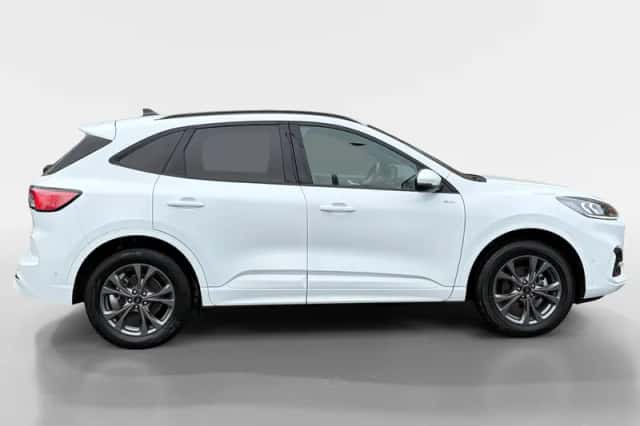 Ford Kuga (2023) thumbnail 4