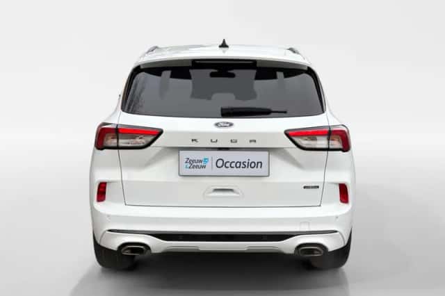 Ford Kuga (2023) thumbnail 6