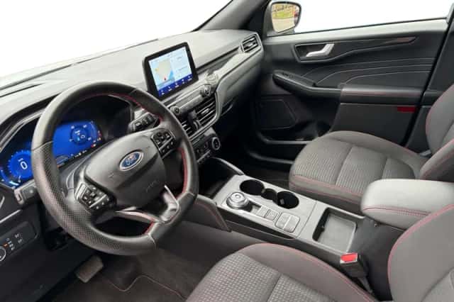 Ford Kuga (2023) thumbnail 10