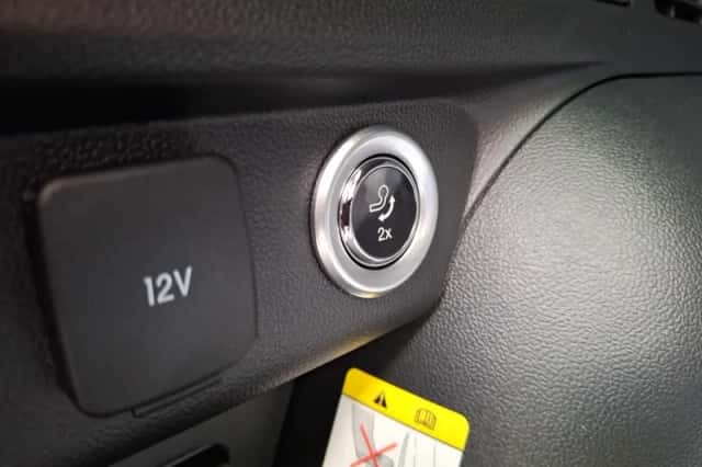Ford Kuga (2026) thumbnail 23