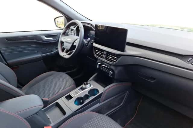 Ford Kuga (2026) thumbnail 10