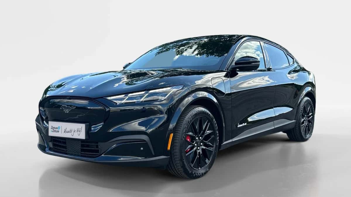 Ford Mustang Mach-E (2026) — foto 1
