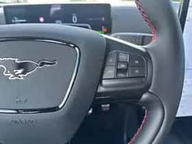 Ford Mustang Mach-E (2026) thumbnail 23
