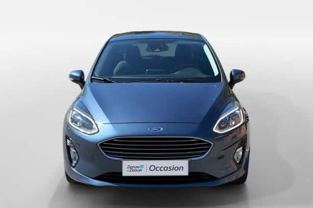 Ford Fiesta (2021) thumbnail 2