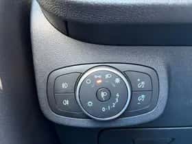 Ford Fiesta (2021) thumbnail 21