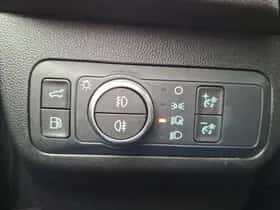 Ford Kuga (2023) thumbnail 13